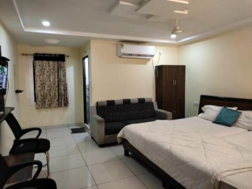 Oyo Flagship 80855 Hotel R Grand Vijayawāda Exterior foto